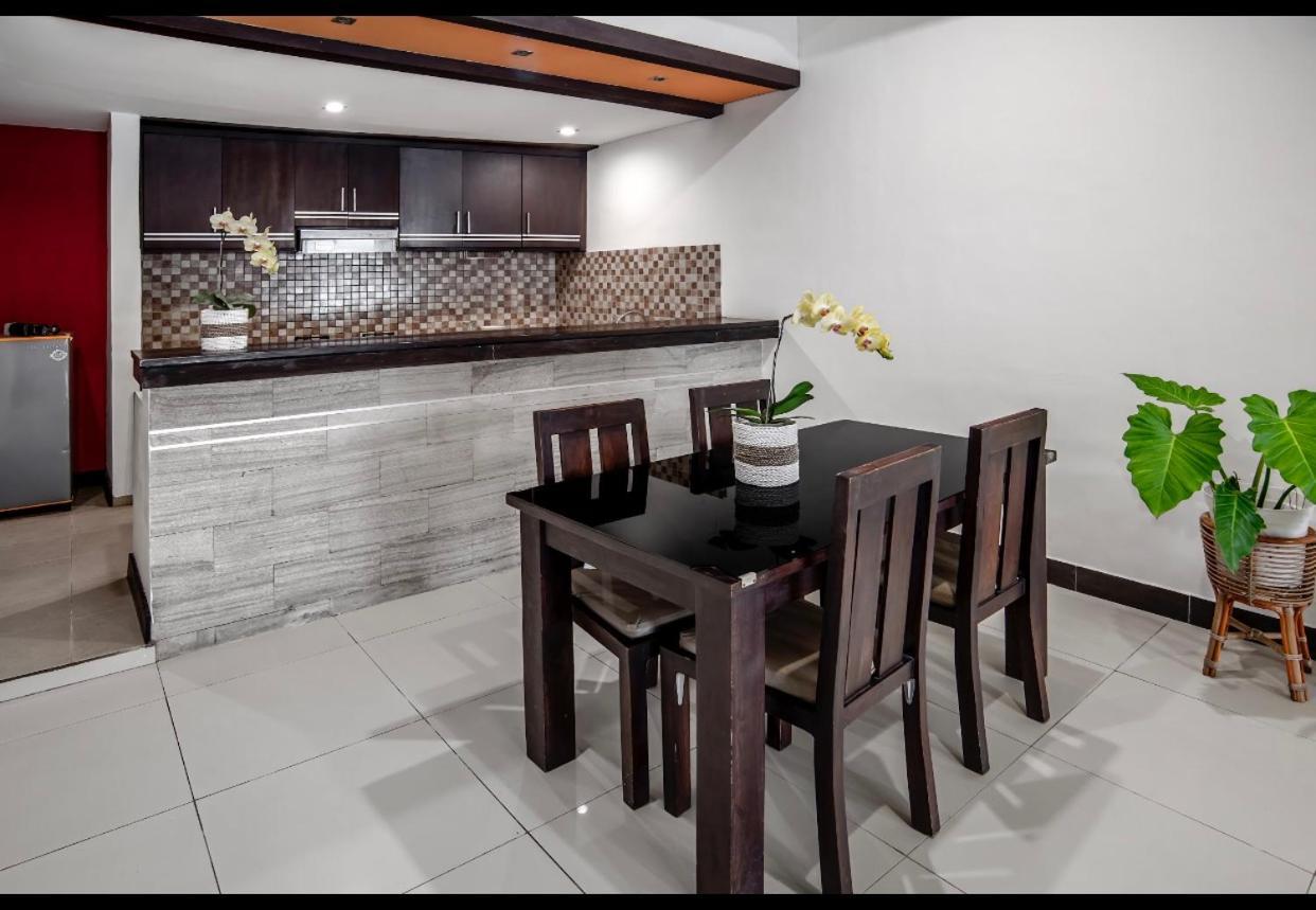 Pondok Arya Kuta Villas By Kamara Exterior foto